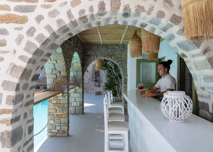 Zefi & 4* Νάουσα