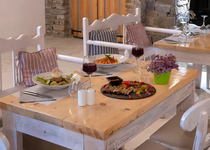 Zefi & Ξενοδοχείο Νάουσα