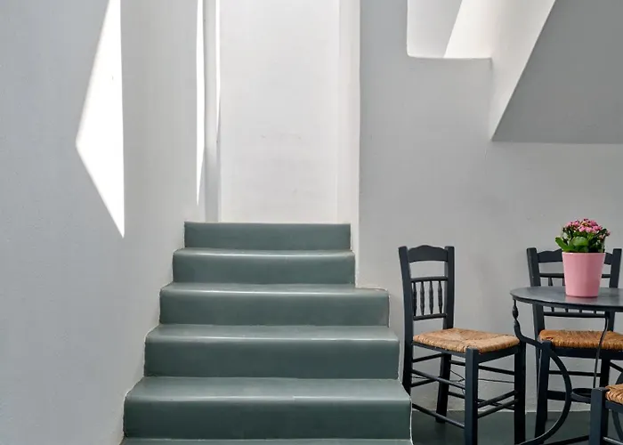 Zefi & Ξενοδοχείο 4*