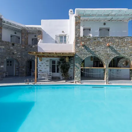 Zefi & Hotel 4*