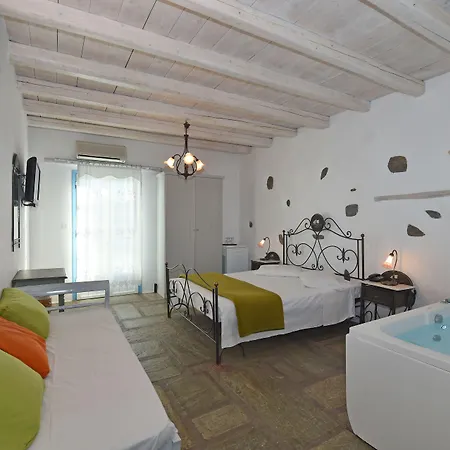 Zefi & Otel Zambujeira do Mar